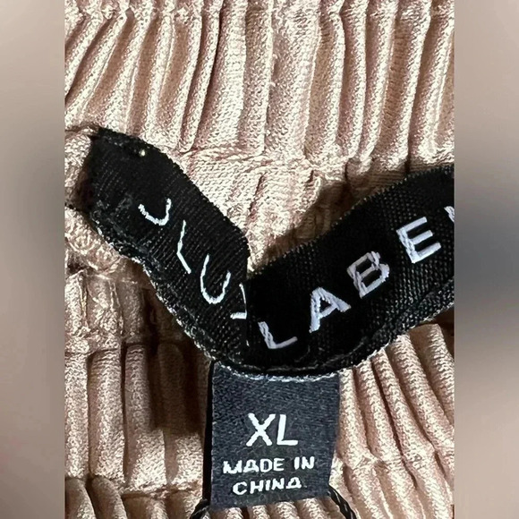 JLUXLABEL  NWT Accordion fully lined wide leg pants in size XL - Picture 4 of 9